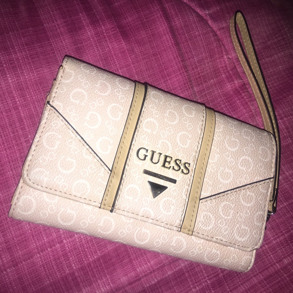 Guess wallet
